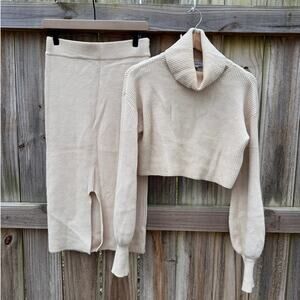 Moodie Ribbed Knit Two-Piece Set 